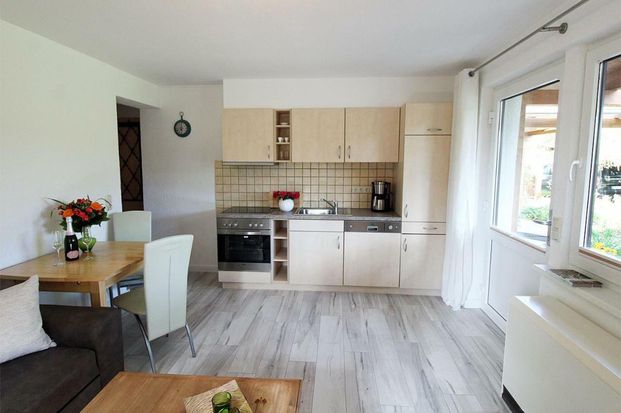Zur Alten Boddenfischerei Ferienwohnung Zander Neuendorf Heide Exterior photo