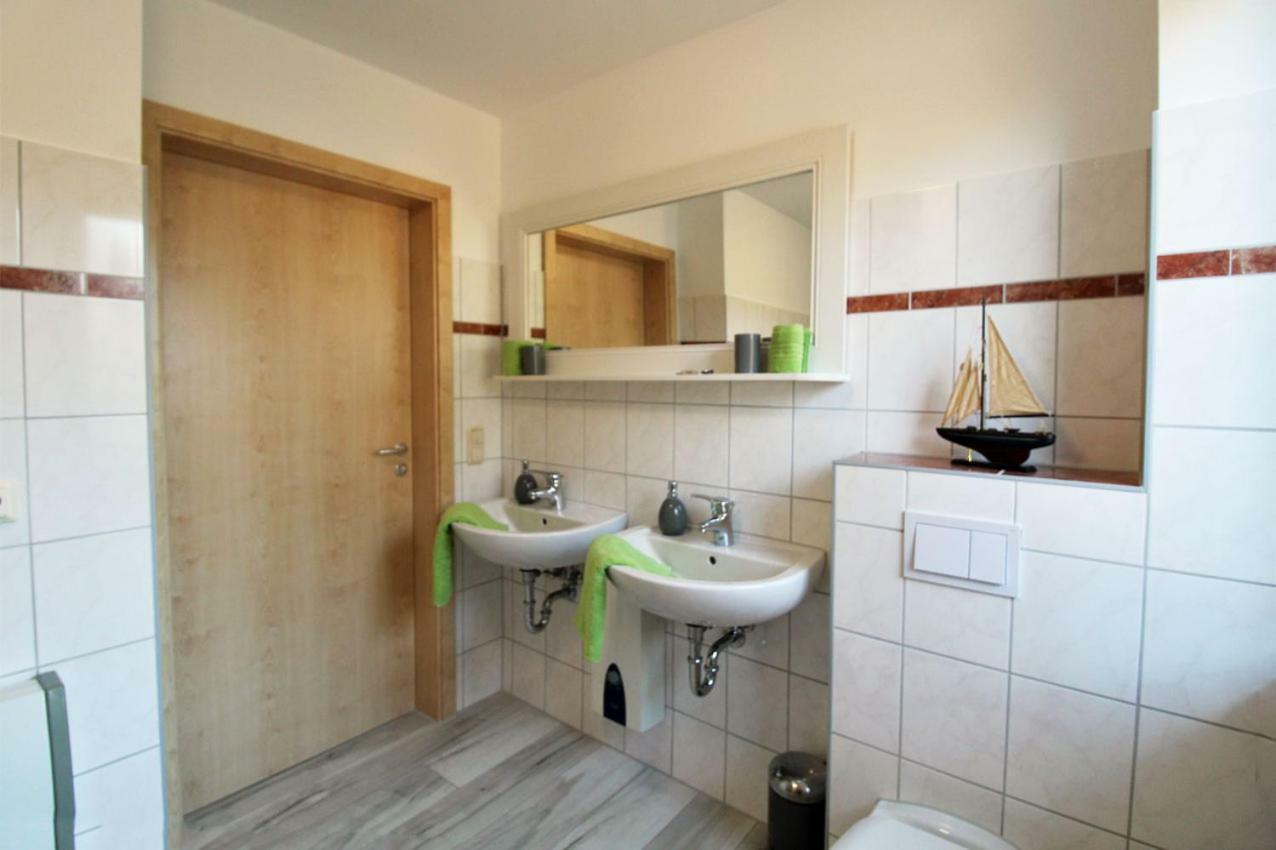 Zur Alten Boddenfischerei Ferienwohnung Zander Neuendorf Heide Exterior photo